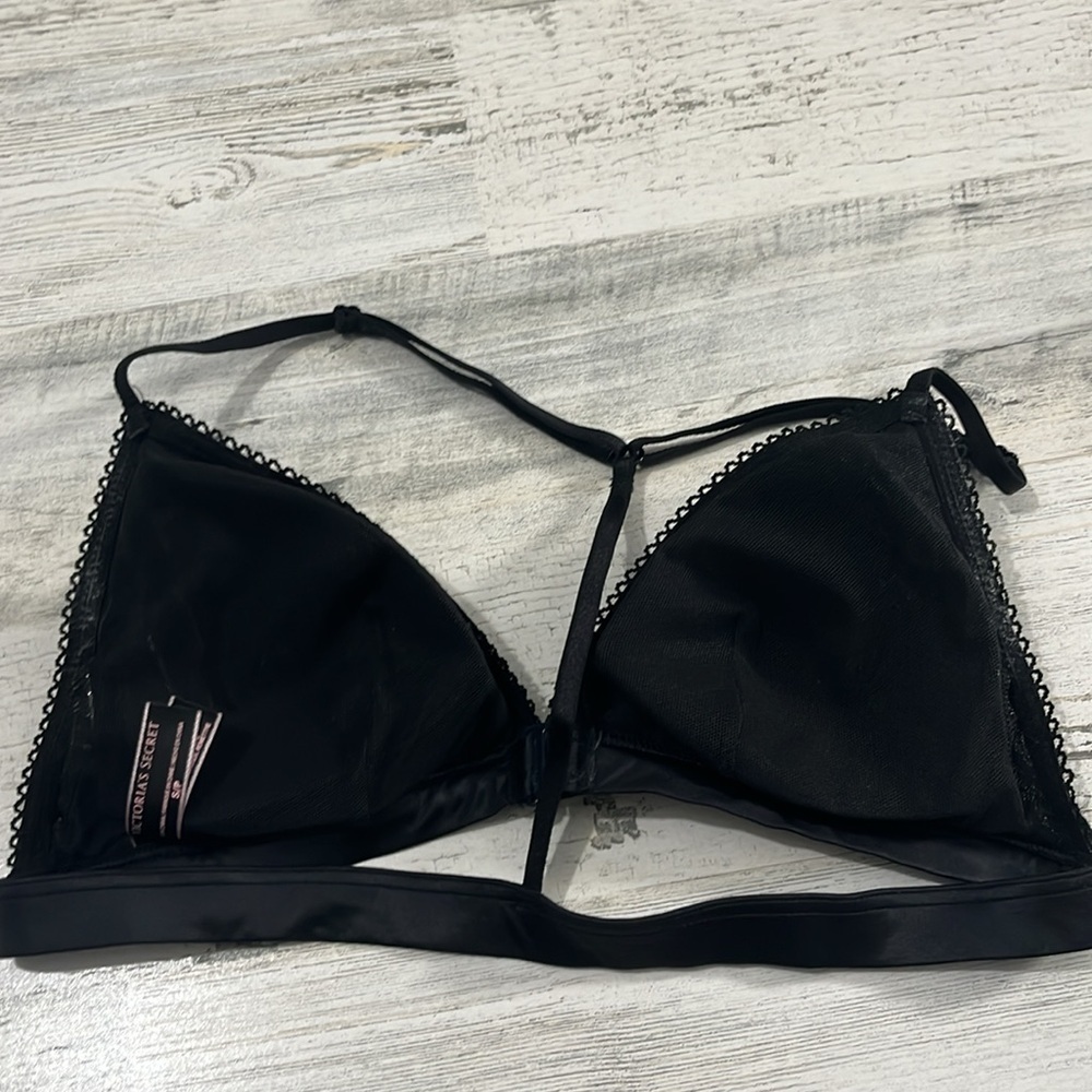 Victoria’s Secret Sparkle Bra Size Small - Picture 3 of 6